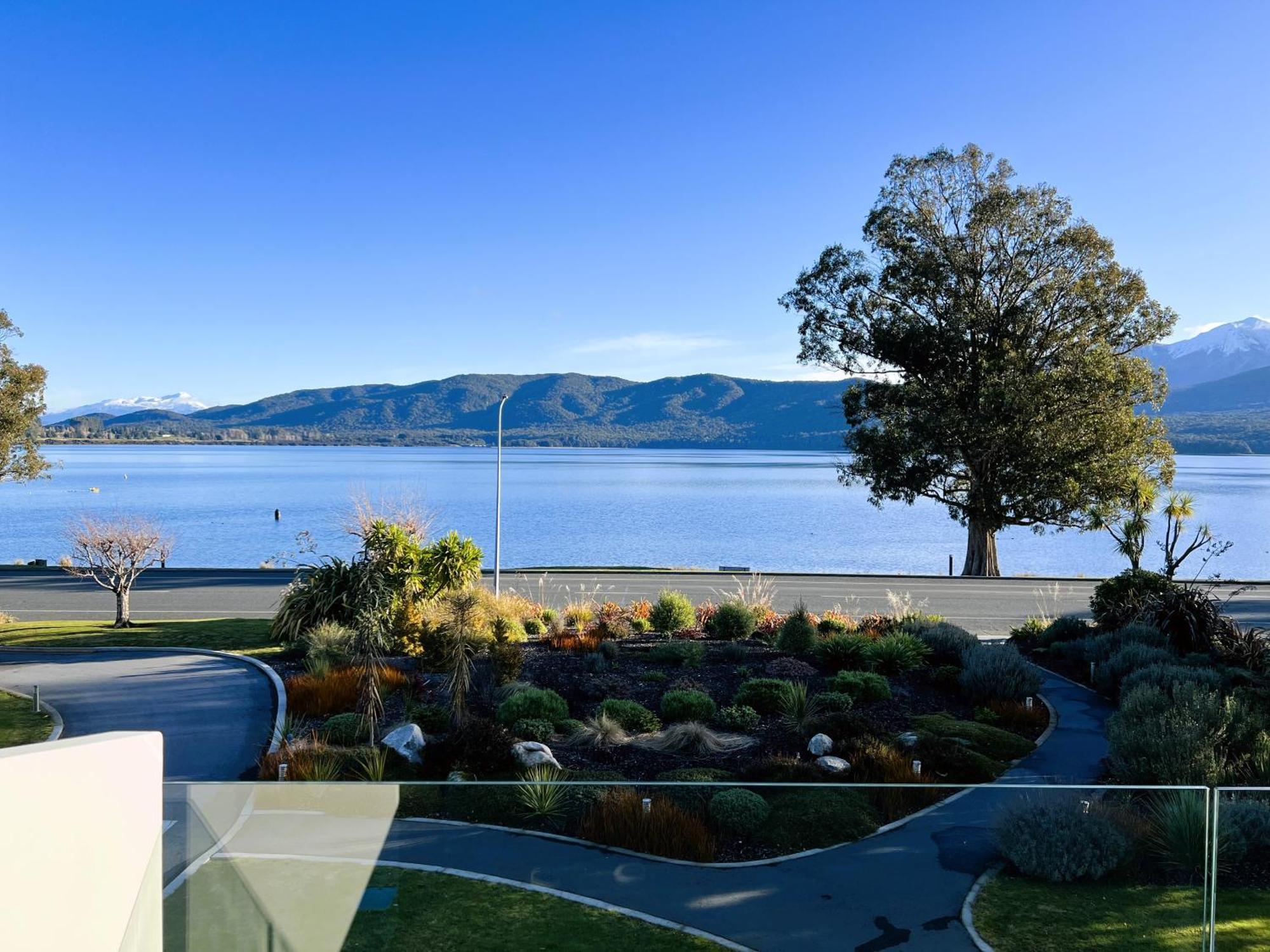 Fiordland Lakeview Motel And Apartments Te Anau Εξωτερικό φωτογραφία