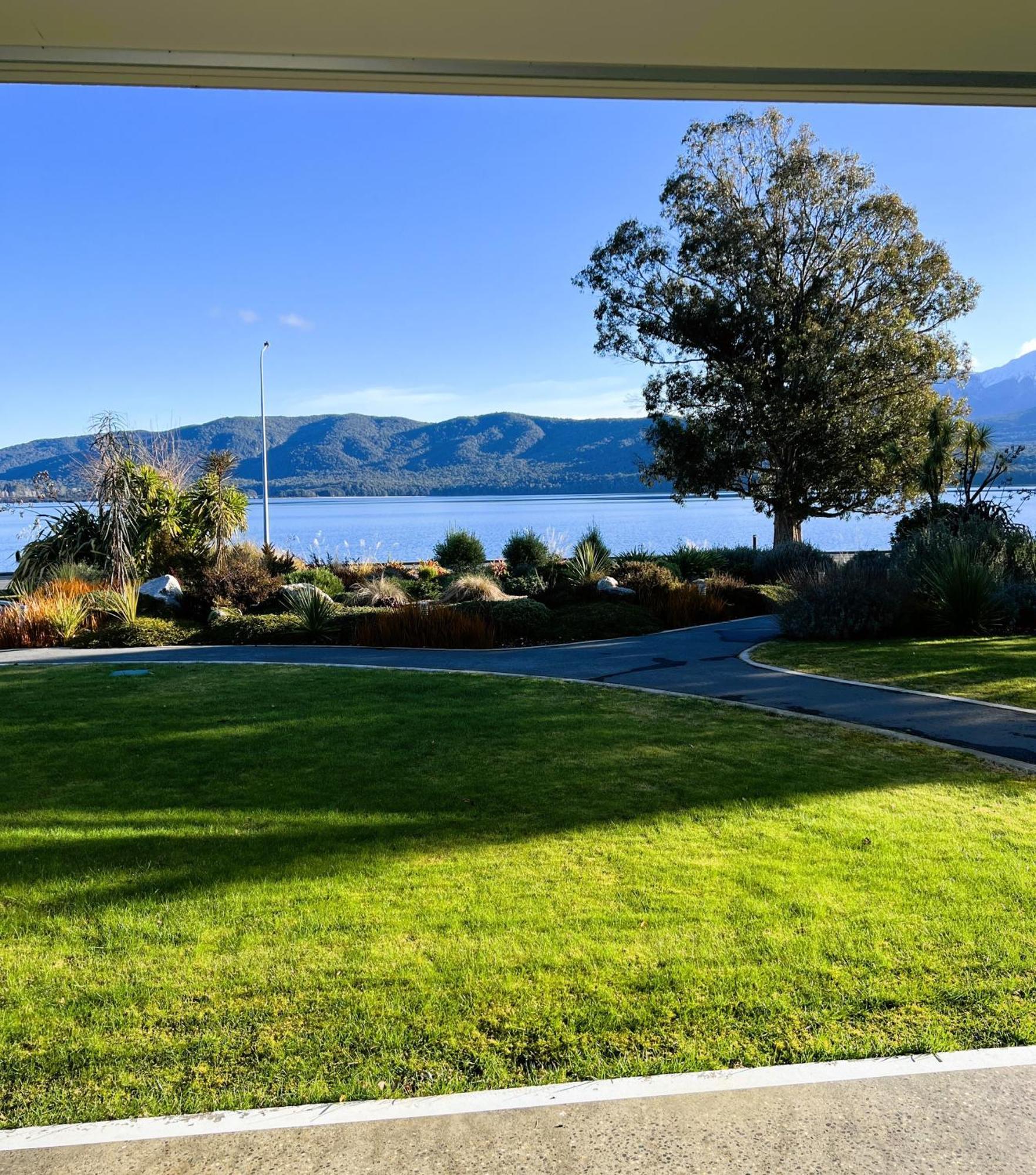 Fiordland Lakeview Motel And Apartments Te Anau Εξωτερικό φωτογραφία