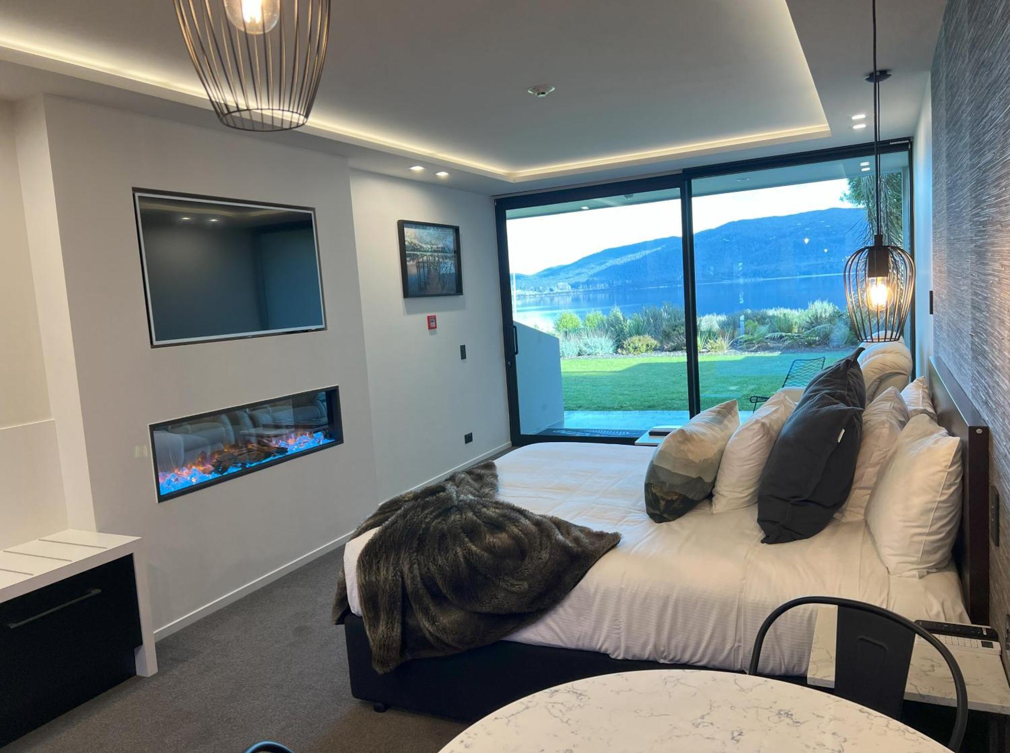 Fiordland Lakeview Motel And Apartments Te Anau Εξωτερικό φωτογραφία