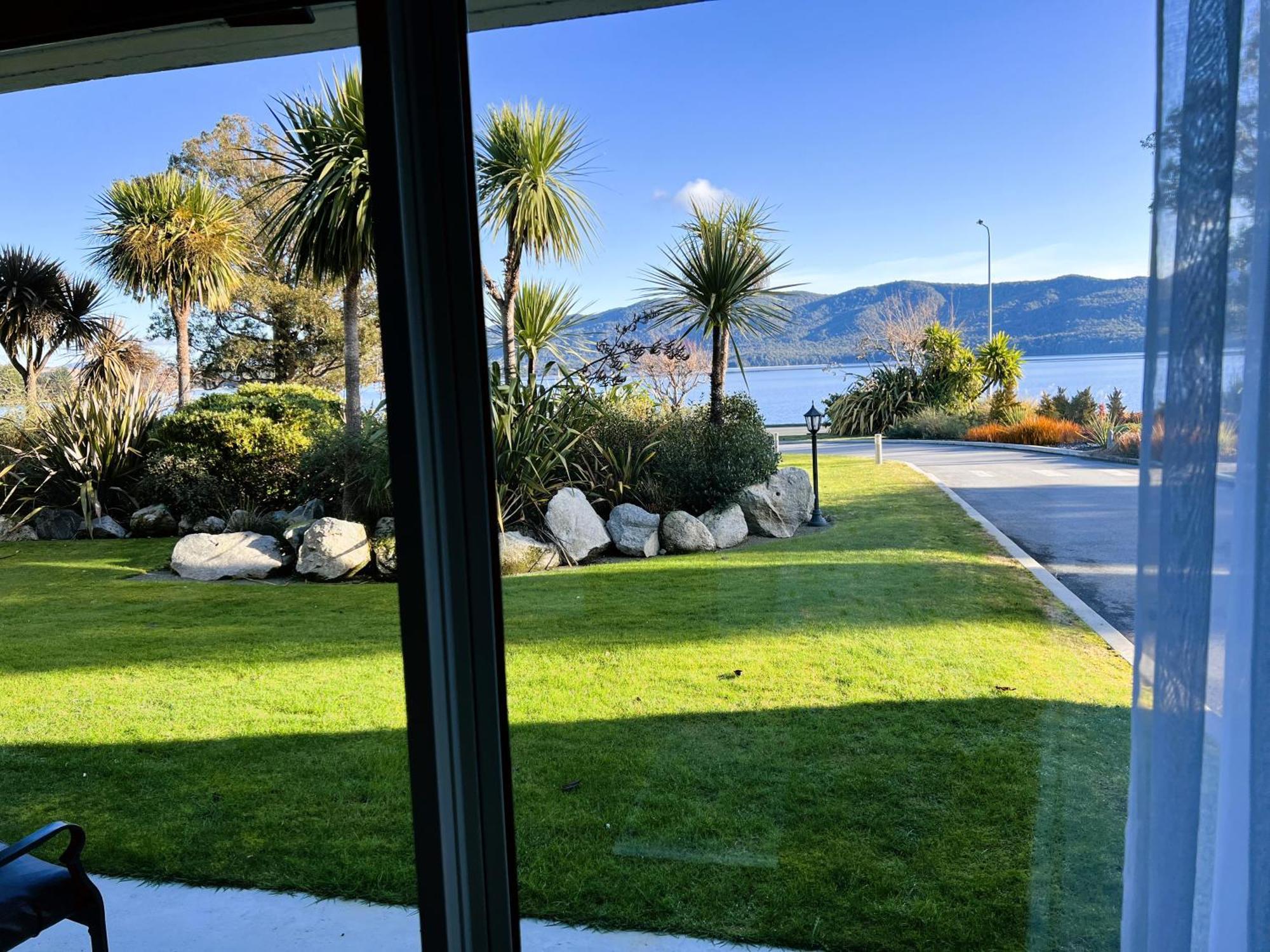 Fiordland Lakeview Motel And Apartments Te Anau Εξωτερικό φωτογραφία