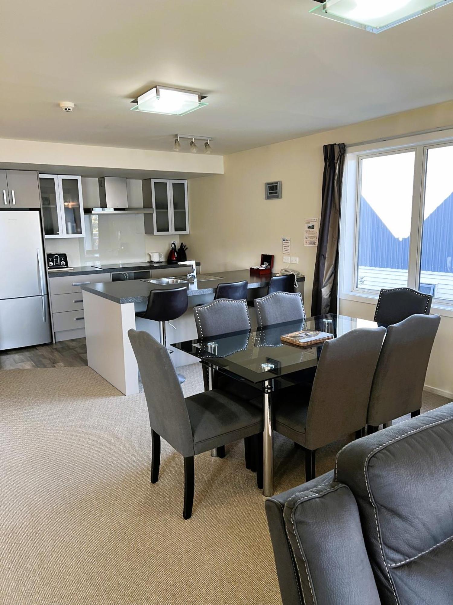 Fiordland Lakeview Motel And Apartments Te Anau Εξωτερικό φωτογραφία