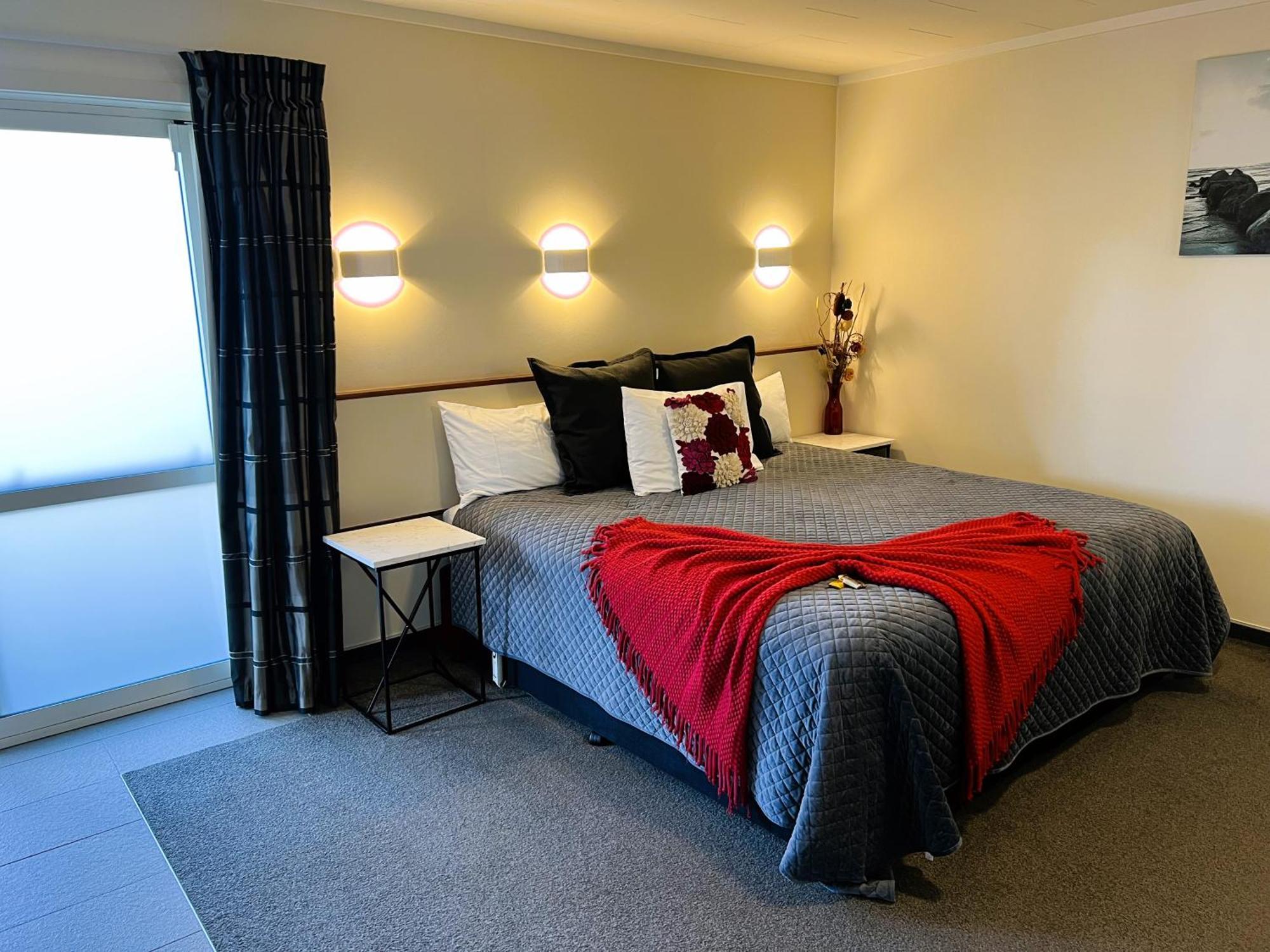 Fiordland Lakeview Motel And Apartments Te Anau Εξωτερικό φωτογραφία