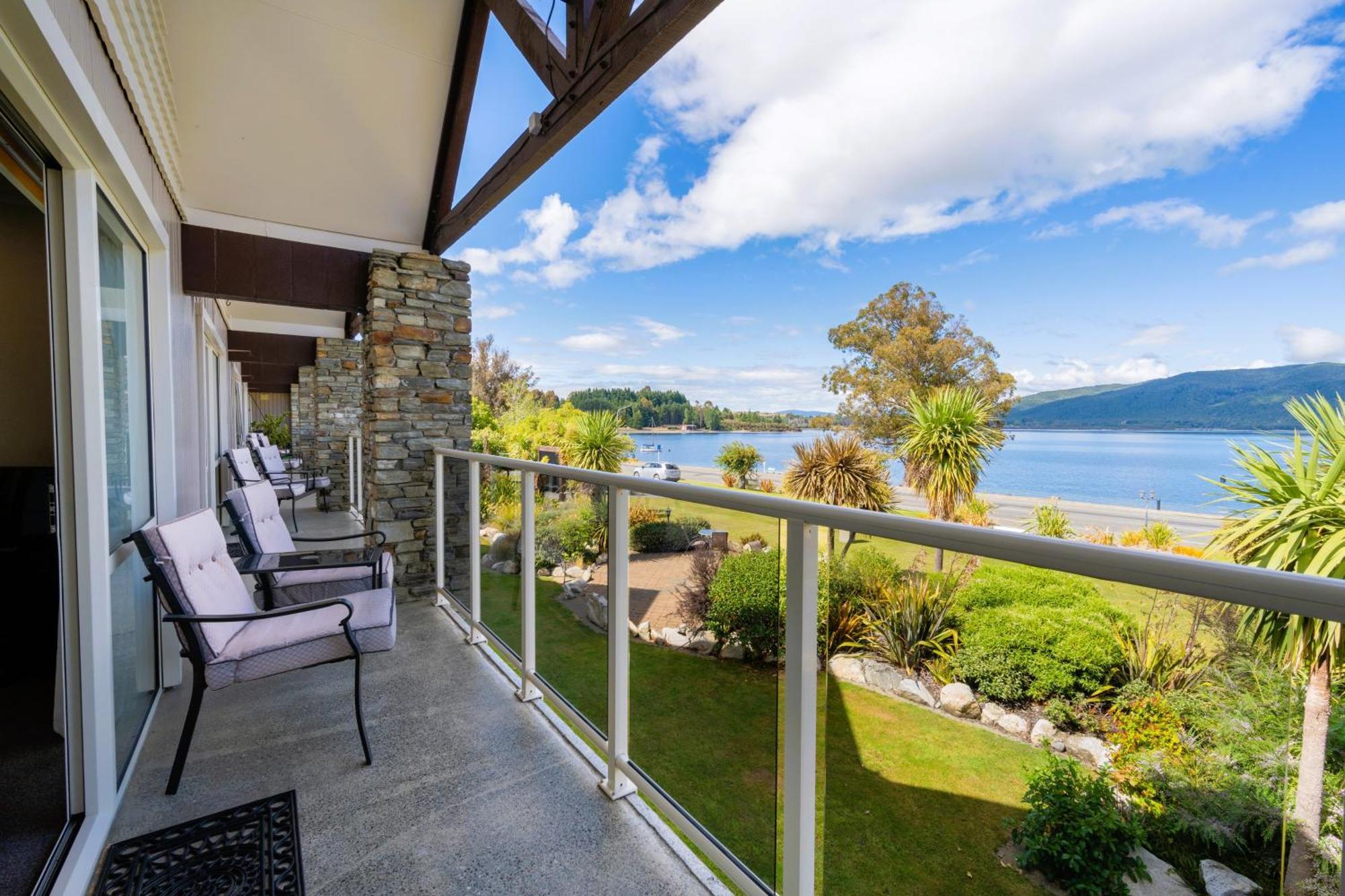 Fiordland Lakeview Motel And Apartments Te Anau Εξωτερικό φωτογραφία