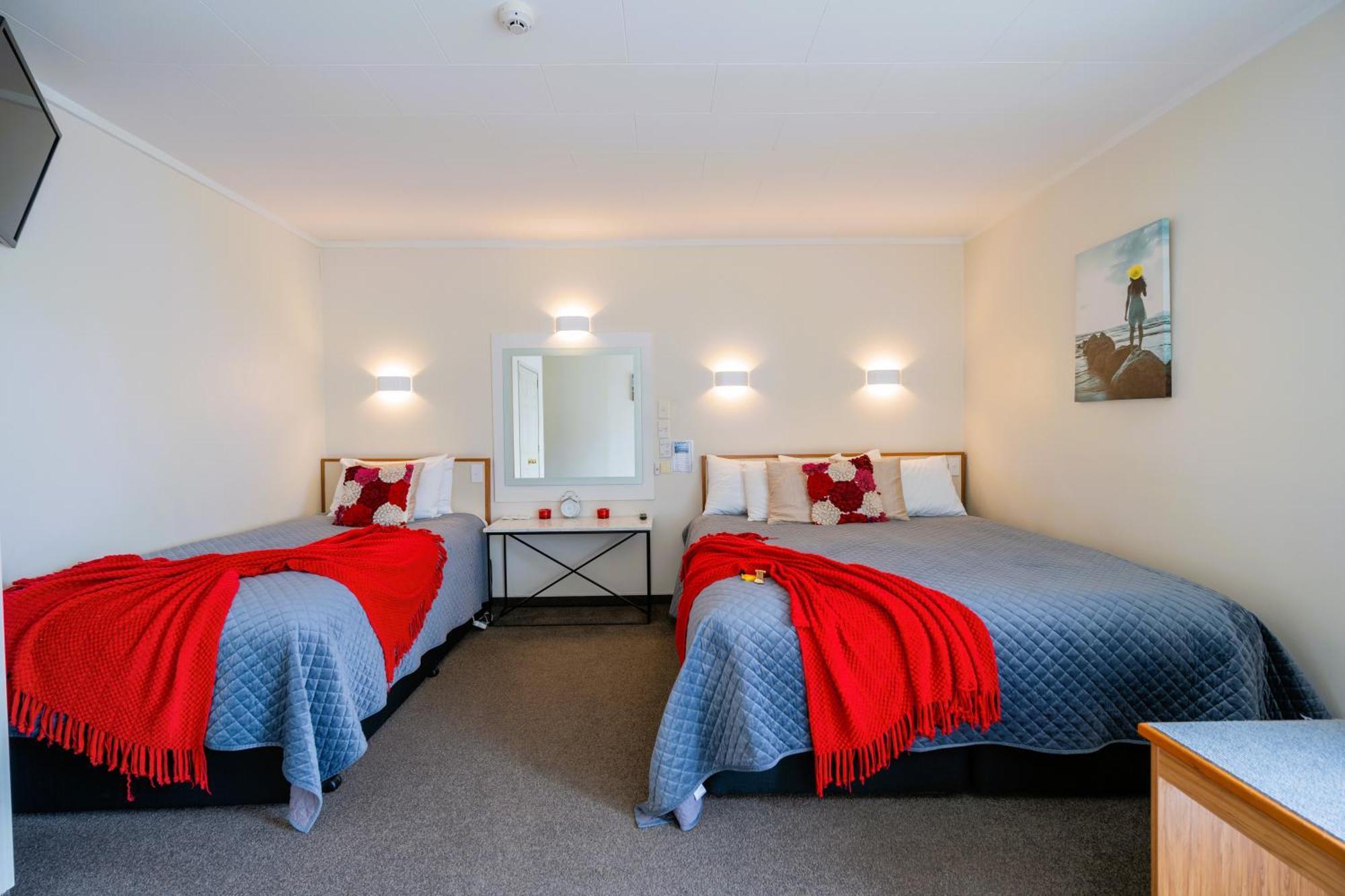 Fiordland Lakeview Motel And Apartments Te Anau Εξωτερικό φωτογραφία